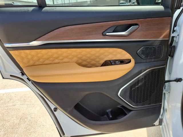 2025 Jeep Grand Cherokee Summit 4x4
