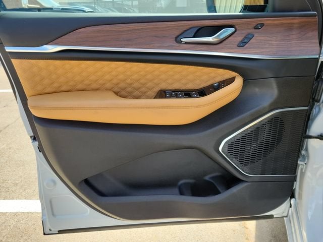 2025 Jeep Grand Cherokee Summit 4x4