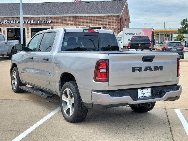 2025 RAM 1500 Tradesman Crew Cab 4x2 5'7" Box