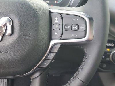 2026 RAM 1500 Big Horn Crew Cab 4x4 5'7" Box