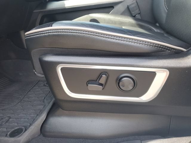 2025 RAM 1500 Laramie Crew Cab 4x4 5'7" Box