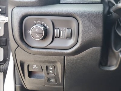 2025 RAM 1500 Laramie Crew Cab 4x4 5'7" Box