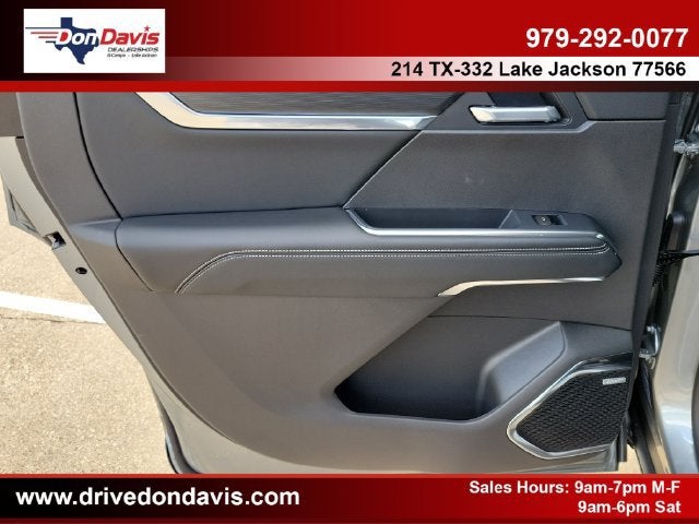 2027 GMC Acadia Elevation