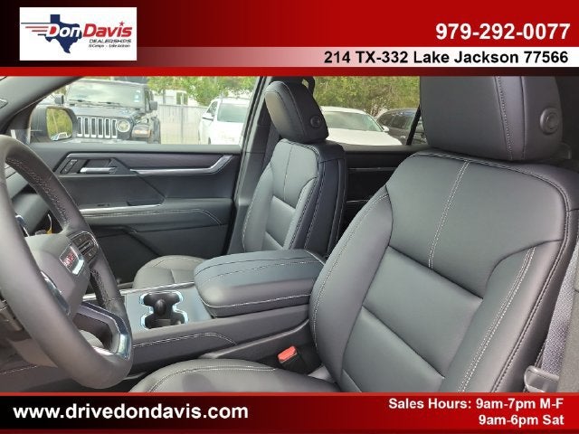 2027 GMC Acadia Elevation