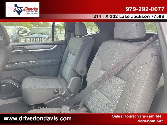 2027 GMC Acadia Elevation