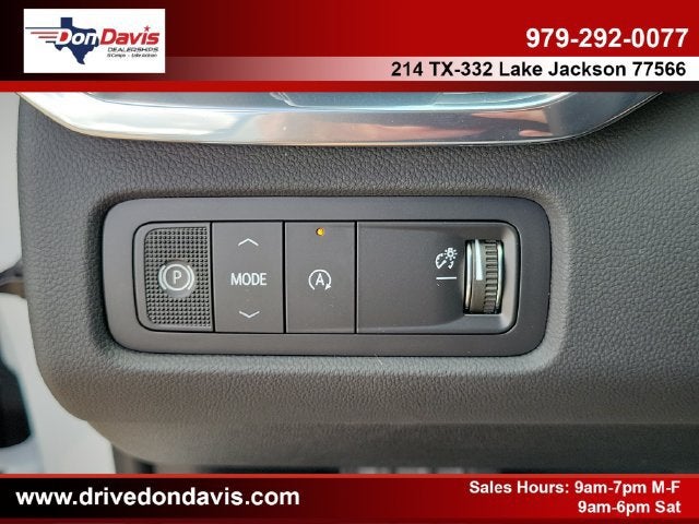 2027 GMC Acadia Elevation