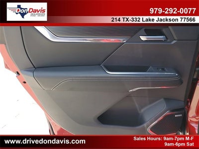 2026 GMC Acadia Elevation