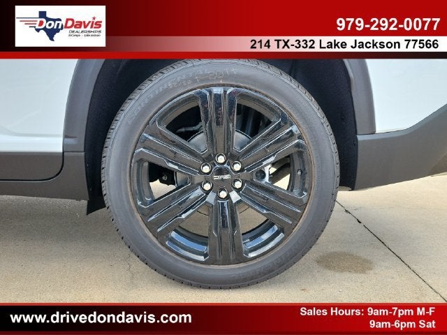 2027 GMC Acadia Elevation