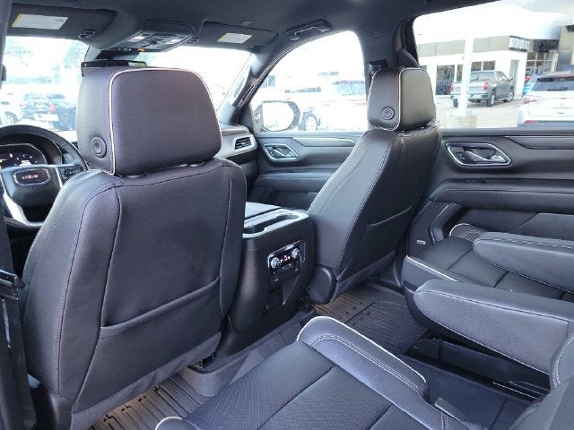 2024 GMC Yukon XL SLT