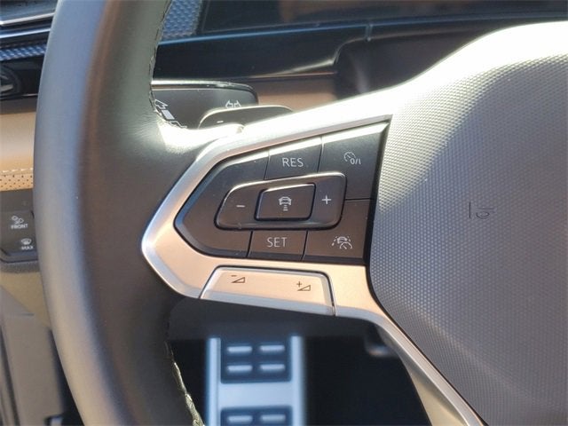 2024 Volkswagen Atlas Cross Sport 2.0T SEL R-Line