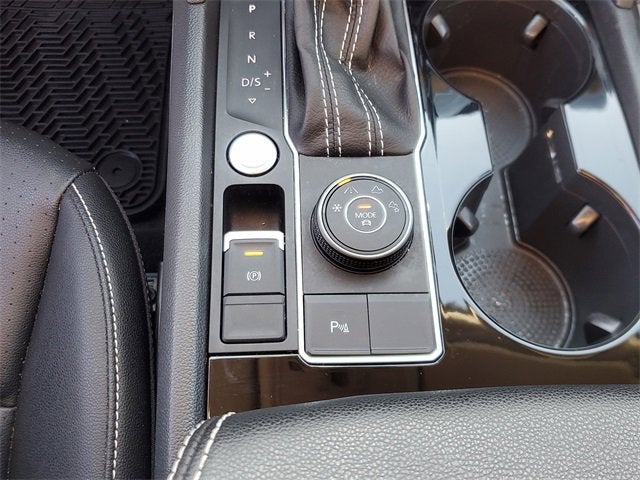 2023 Volkswagen Atlas 3.6L V6 SEL R-Line Black