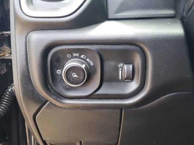 2022 RAM 2500 Tradesman Crew Cab 4x4 6'4" Box