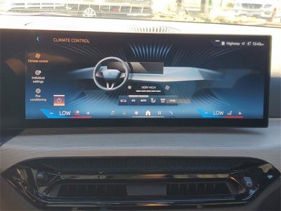 2025 BMW 3 Series 330i