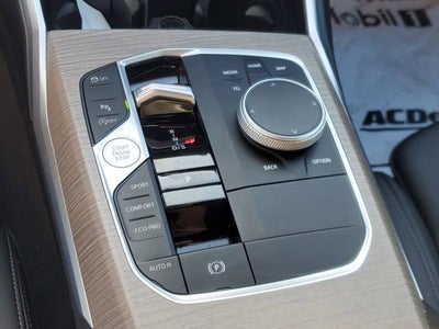 2025 BMW 3 Series 330i