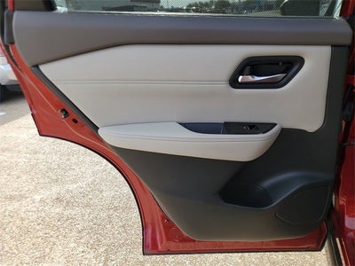 2022 Nissan Rogue SL FWD