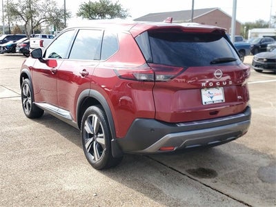 2022 Nissan Rogue SL FWD