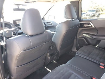 2024 Mitsubishi Outlander SE