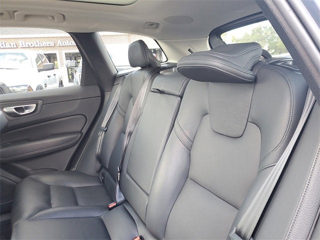 2024 Volvo XC60 Plus Dark Theme