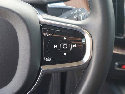 2024 Volvo XC60 Plus Dark Theme