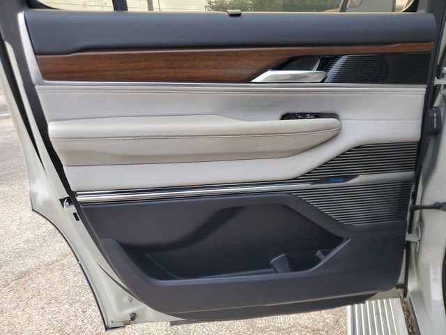 2022 Jeep Grand Wagoneer Series II
