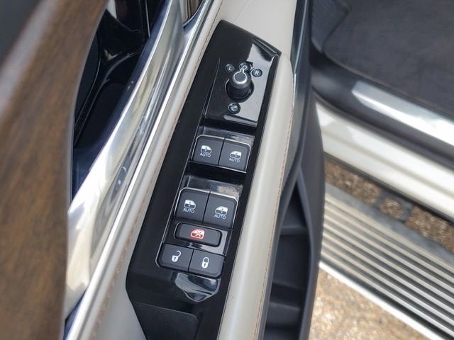 2022 Jeep Grand Wagoneer Series II