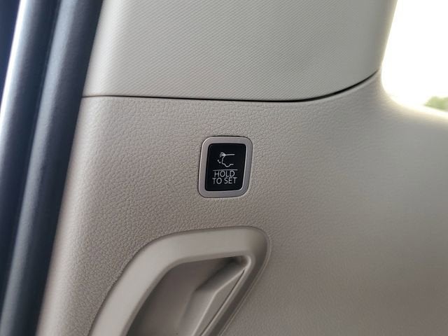 2022 Jeep Grand Wagoneer Series II