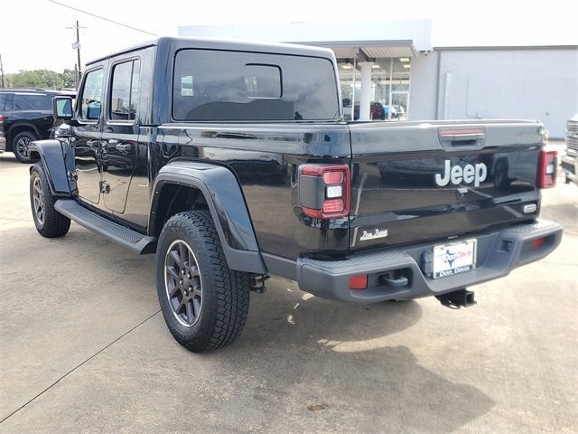 2022 Jeep Gladiator Overland