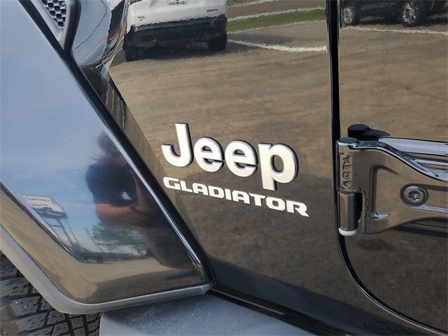 2022 Jeep Gladiator Overland