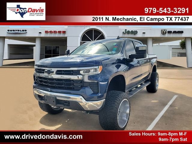 2022 Chevrolet Silverado 1500 LT 4X4 Crew Cab Short Box's photo