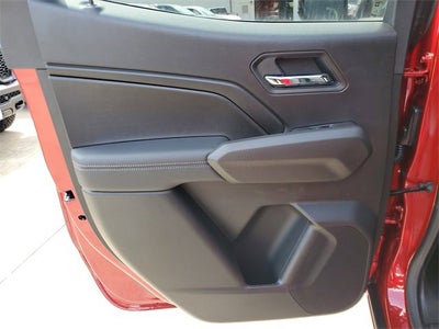 2025 Chevrolet Colorado WT/LT