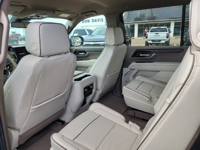 2026 GMC Yukon XL Denali - Photo 12