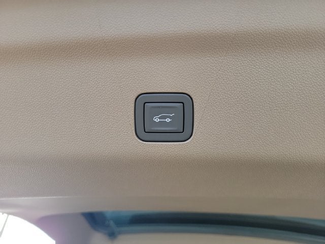 2026 GMC Yukon XL Denali - Photo 8