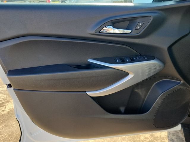 2026 Chevrolet Trax LS - Photo 15