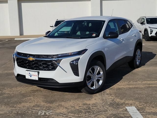 2026 Chevrolet Trax LS - Photo 28