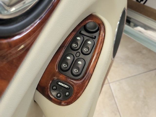 2000 Jaguar XJ NA