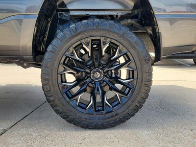 2022 RAM 1500 Lone Star Crew Cab 4x4 5'7' Box