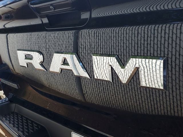 2026 RAM 1500 Big Horn Crew Cab 4x4 5'7' Box
