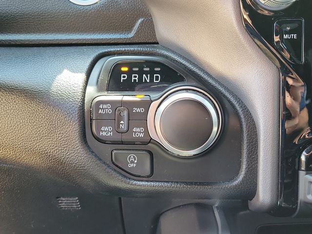 2024 RAM 1500 Lone Star Crew Cab 4x4 5'7' Box