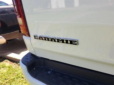 2021 RAM 1500 Laramie Crew Cab 4x4 5'7' Box
