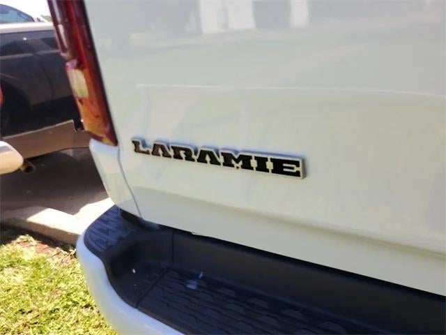 2021 RAM 1500 Laramie Crew Cab 4x4 5'7' Box
