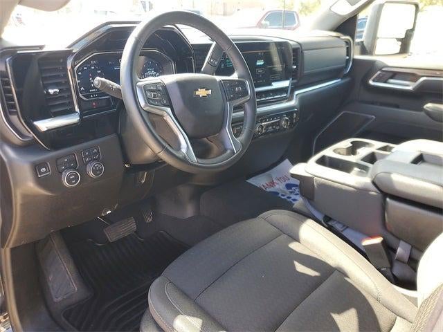 2025 Chevrolet Silverado 2500HD 4WD Crew Cab Standard Bed LT