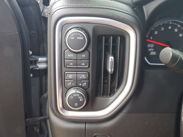 2021 Chevrolet Silverado 1500 4WD Crew Cab Short Bed RST