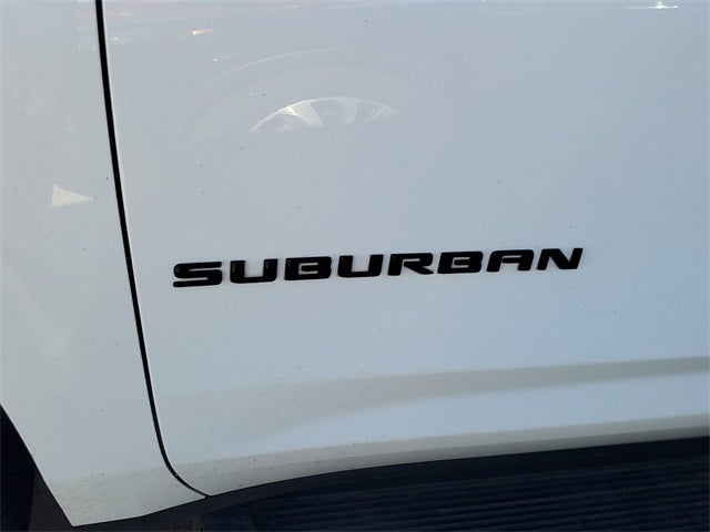 2022 Chevrolet Suburban 4WD Z71