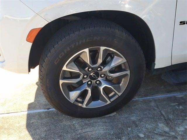 2022 Chevrolet Suburban 4WD Z71