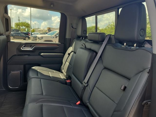 2024 GMC Sierra 2500HD 4WD Crew Cab Standard Bed Denali