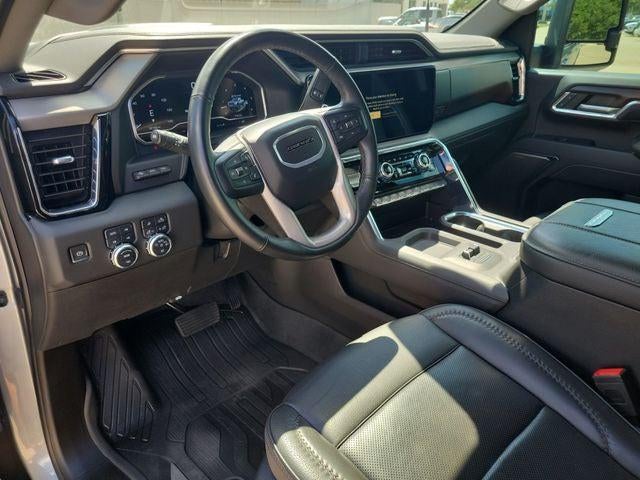 2024 GMC Sierra 2500HD 4WD Crew Cab Standard Bed Denali
