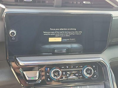 2024 GMC Sierra 2500HD 4WD Crew Cab Standard Bed Denali