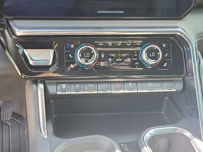 2024 GMC Sierra 2500HD 4WD Crew Cab Standard Bed Denali
