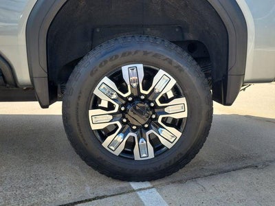 2024 GMC Sierra 2500HD 4WD Crew Cab Standard Bed Denali