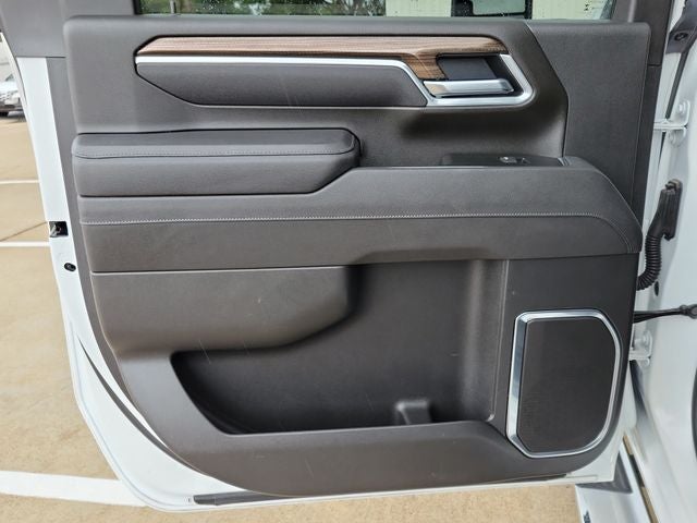 2025 Chevrolet Silverado 2500HD 4WD Crew Cab Standard Bed LT